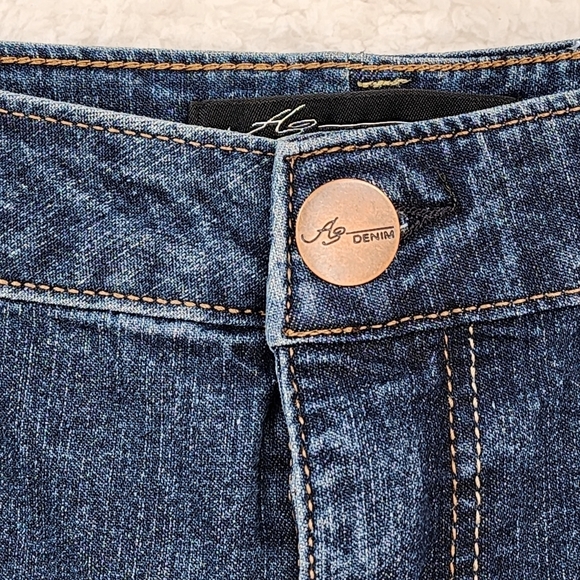 A3 Denim Women's Plus Size Raw Hem Bermuda Short - 26W - Picture 4 of 9